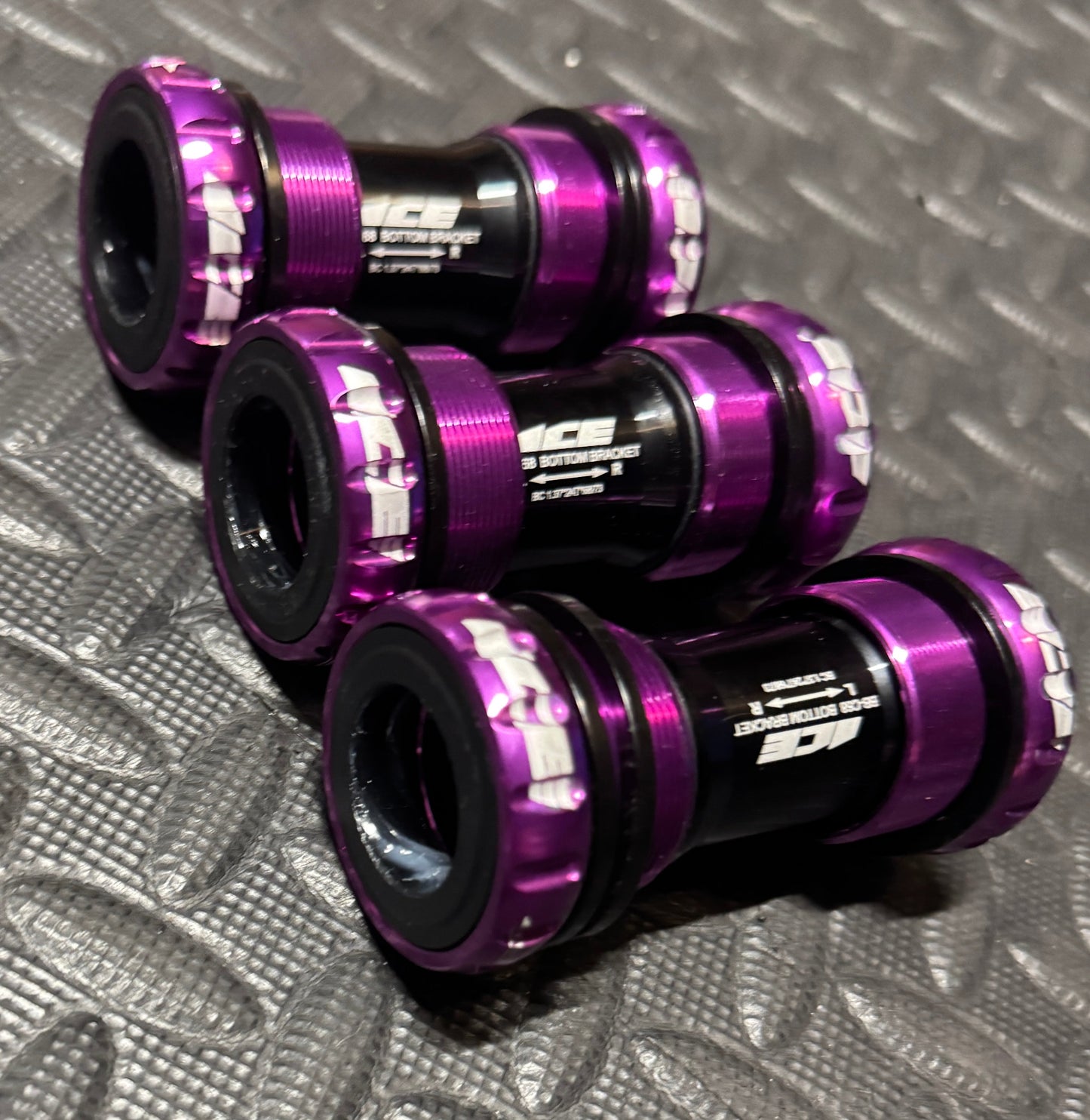 BOTTOM BRACKET