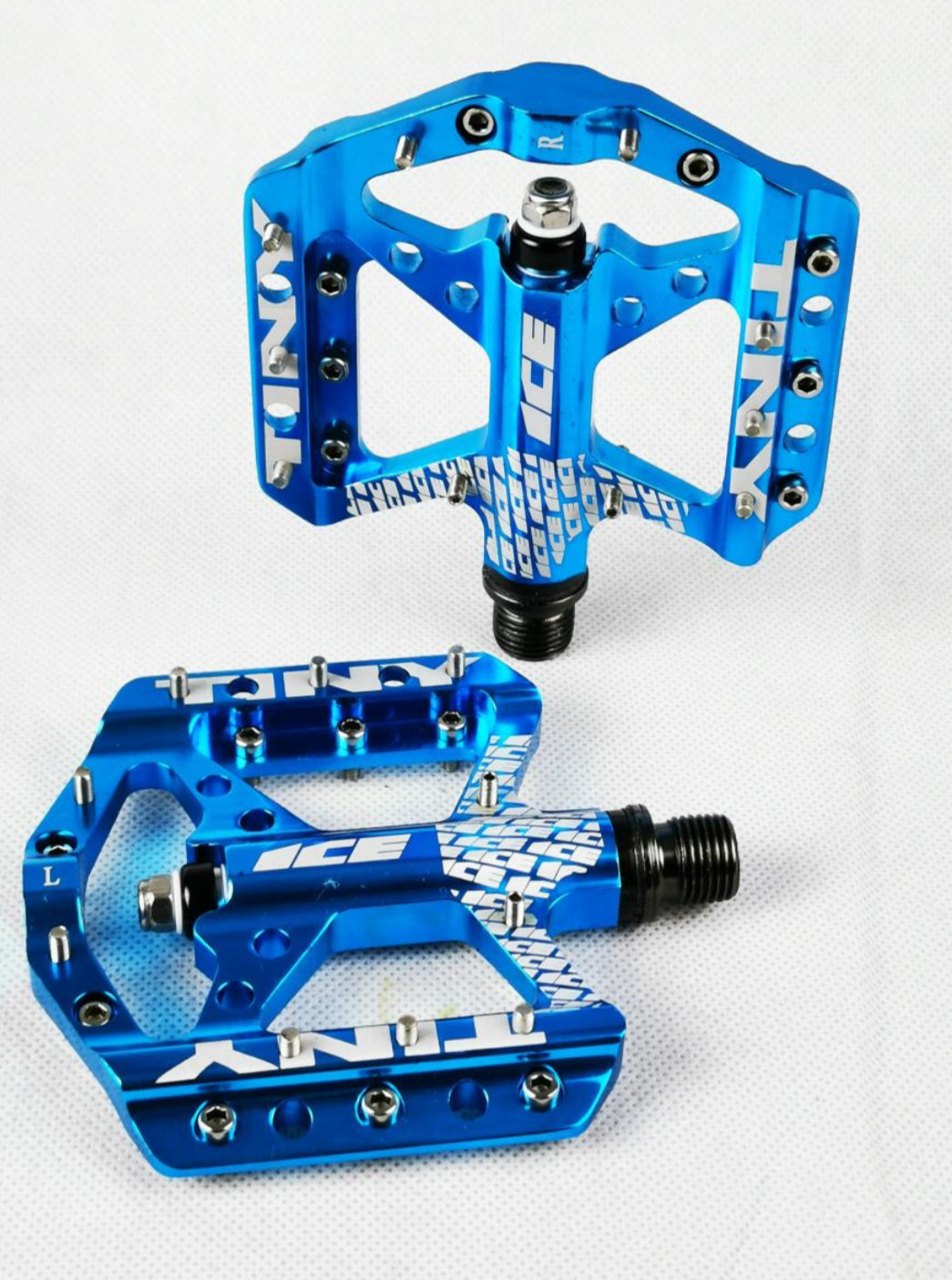 PEDALS TINY