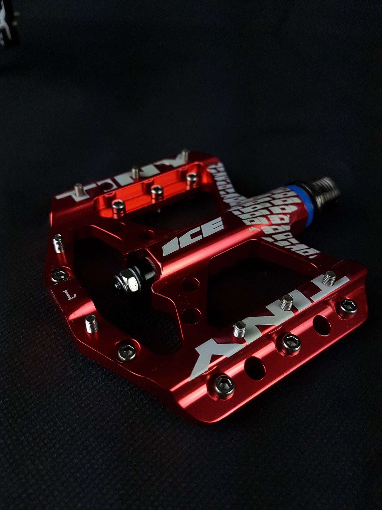 PEDALS TINY